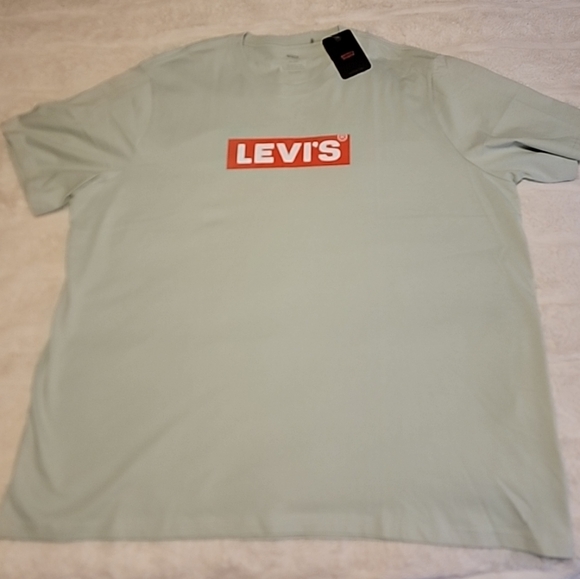 Levi's Men's Green T-Shirt - Picture 1 of 4